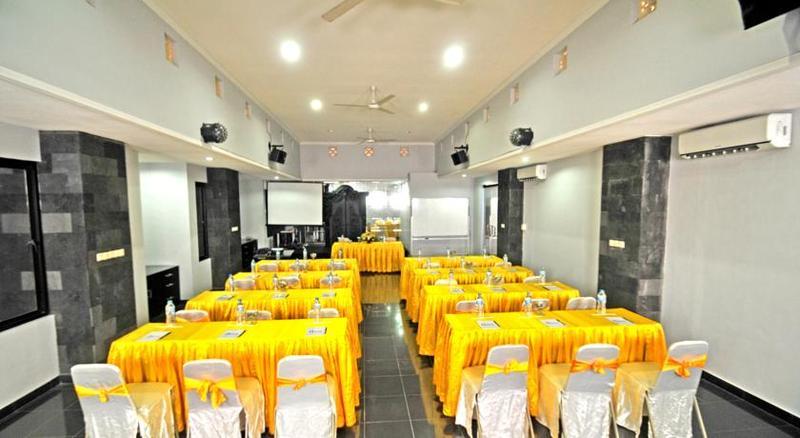 Arya Hotel & Spa Kuta Lombok Εξωτερικό φωτογραφία